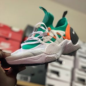 Nike Huarache E.D.G.E. TXT QS